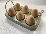 Ceramic Egg Holder 6 Wood Eggs Handles 7” Crescent Enterprise Farmhouse NEW