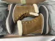 BRAND NEW Eddie Bauer Hunt Pac Sherpa Lined Boots. Mens size 12. Thermafill 200