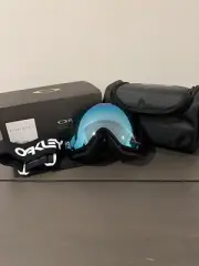 NEW Oakley FlightDeck L Snow Goggles Factory Pilot Prizm Sapphire Lens W/ Case