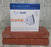 Signaltech Wifi Range Extender & Hotspot NEW Un-used in Box