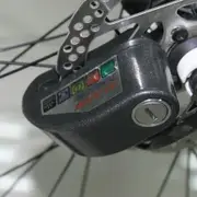 IZTOSS L1003R 7.0mm Pin Diameter Waterproof Anti-Theft Alarm Disk Brake Lock for Motorbike Bicycle Electromobile