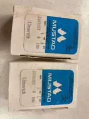 MUSTAD 31010ST LIMERICK HOOKS SIZE 4 TWO 100 count BOXES = 200 HOOKS