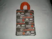 Celebrate It 10 Party Bags Paper Handles Black White Orange NWT Ghosts Pumpkins