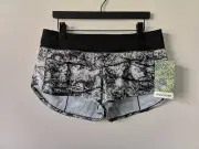 NWT LULULEMON SEAWHEEZE Black White Print Speed Up LR 2.5"Lined Shorts 10