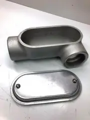 Crouse Hinds Conduit Body Outlet LL777 Size 2 1/2" With 2 1/2 - 3" Cover