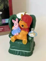 Hallmark Keepsake Ornament “Waiting on Santa”Winnie the Pooh and Piglet