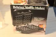 BRAND NEW SALTON BELGIAN WAFFLE MAKER NON STICK 2 AT A TIME