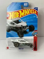 2025 Hot Wheels - Track Aces - Dune it Up #92/250 2/5