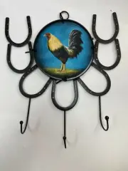 WESTERN IRON HORSESHOE HANGER , WALL MOUNT , HAND MADE PAINTING ,3 HOOKS GALLO