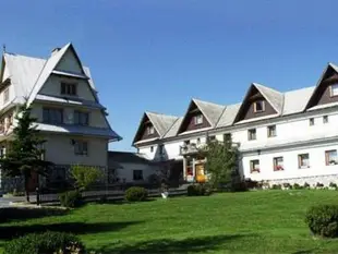 格拉勒茲卡家庭式酒店