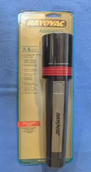 R3D RAYOVAC ROUGHNECK 2D XTREME FLASHLIGHT