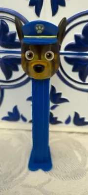 Nickelodeon Paw Patrol Crystal Chase Blue w/Feet Pez Candy Dispenser