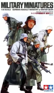 WW II GERMAN ASSAULT INFANTRY WINTER (MILITARY FIGURES) #35256 1/35 TAMIYA