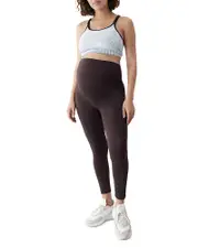 Ingrid & Isabel Maternity 7/8 Leggings