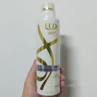 在飛比找蝦皮購物優惠-LUX 麗仕 柔亮強韌洗髮乳 400ml