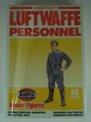 Airfix WWII Luftwaffe Personnel Kit 9 01755 - HO/OO Scale - 1981- Sealed- France