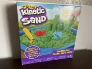 KINETIC SAND SANDBOX PLAYSET 1LB GREEN KINETIC SAND