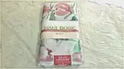 Maui Rose Dinner Napkins Set Of 4 17" x 17" Machine Thread Hems Floral Print