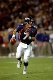 Quarterback John Elway Denver Broncos runs with the ball the New E- Old Photo