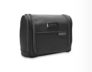 Briggs & Riley Baseline Hangable Toiletry Kits Black