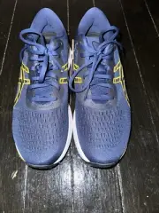ASICS US 10