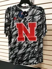 Nebraska Cornhuskers Mens Large Adidas Climalite T-Shirt SZ L