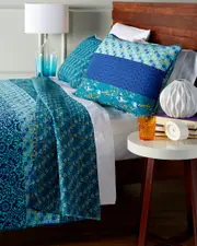 Lush Decor Floral Patch Cotton Quilt Set