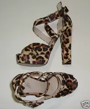 BNIB:STUNNING WITTNER LEOPARD PRINT LEATHER SUPER HIGH HEELS 40 "SIRVANA"