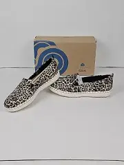 Clarks Cloudsteppers Step Glow Jade Womens Loafers Leopard Print Size 8 W