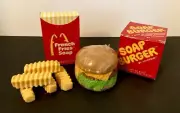 1978 Soap Burger By Colossus & French Fries Soap By Soapreme. Never Used.
