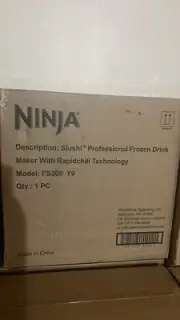 NEW-Ninja SLUSHi Professional Frozen Drink Maker 3-in-1 72oz FS300 SHIP ASAP