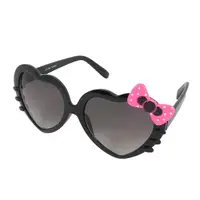在飛比找momo購物網優惠-【Docomo】女童專用太陽眼鏡 愛心造型鏡框設計 可愛蝴蝶