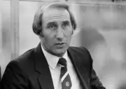 Tony Barton Wolverhampton Wanderers v Aston Villa 1983 FOOTBALL OLD PHOTO