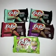 5 Bars: KitKat Duos - 2 Mint + Dark Chocolate, 1 Strawberry + Dark Cho, Mocha