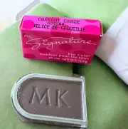 Mary Kay Signature Discontinued Eye Shadow, NIB, Currant Craze