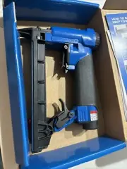 Fasco F1B 50-16 - Grapadora automática L/M con cargador largo de Fasco