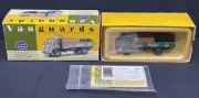 Vanguards VA 16000 Commer Dropside Carlsberg 1/64