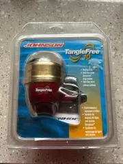 Johnson Tangle-Free 10 Spincast Fishing Reel New In Original Packaging
