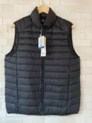 Uniqlo Ultra Light Down vest Black XL size Asian size (US L)