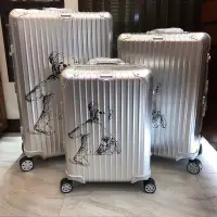 在飛比找Yahoo!奇摩拍賣優惠-RIMOWA X Steiff 日默瓦 經典金耳扣泰迪熊 旅