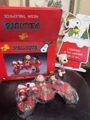 VTG Peanuts Christmas Collectibles Lot - Snoopy, Charlie Brown, Bobble Head