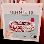 Minnidip Luxe Inflatable Pool Gradient splash “The Minni Minni” 4’ W x 1’ H Pad