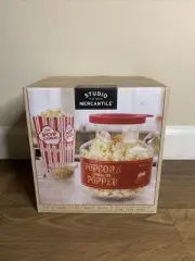 Studio Mercantile Microwave Popcorn Popper & 6 Paper Popcorn Bags NEW IN BOX!