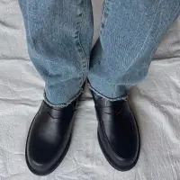 在飛比找蝦皮商城精選優惠-韓國 極簡設計 皮革樂福鞋
