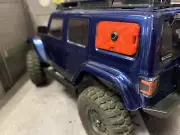 Two Window Mount Gas Cans For Axial SCX24 Jeep JLU Rock Crawler