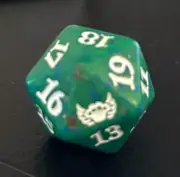 Streets of New Capenna ( green white ) D20 Spindown Lifecounter Set Dice - MTG