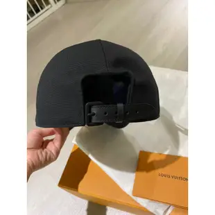 Louis Vuitton黑帽子L尺寸