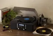 CD Recorder with Turntable Cassette Player TEAC LP-R550USB-B Black USB NEW JP