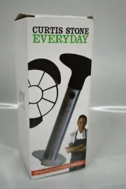 Curtis Stone Everday Pineapple Cutter with Wedger - NEW