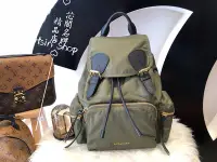 在飛比找Yahoo!奇摩拍賣優惠-※芯閣名牌精品店※ BURBERRY 軍綠色 Rucksac